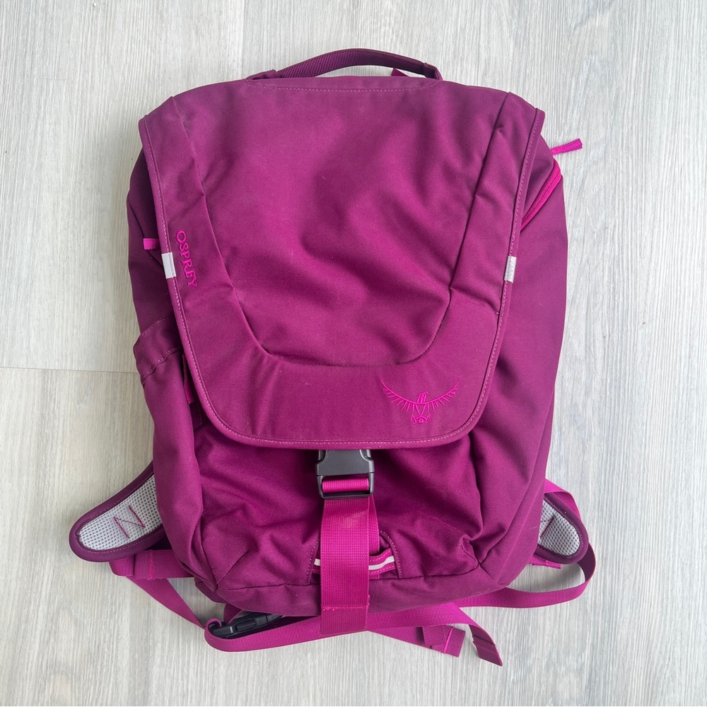 Osprey 19L Flapjill Backpack - magenta